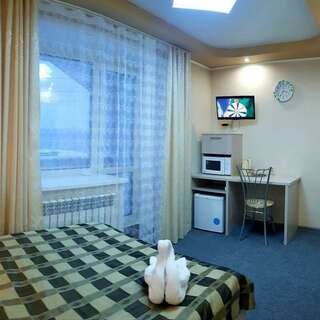 Гостиница Созвездие Медведицы Лесосибирск Стандарт 2-х местный с одной 2-х спальной кроватью (либо 2-мя одноместными)-1