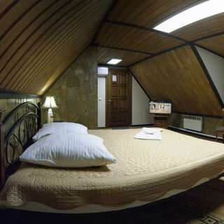 Гостиница Созвездие Медведицы Лесосибирск Стандарт 2-х местный с одной 2-х спальной кроватью (либо 2-мя одноместными)-1